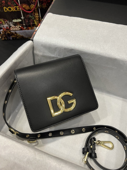 DG Crossbody 3.5 Bag Black For Women 6.9in/18AmeliaDG B-Berry - BB 7037AW57680999