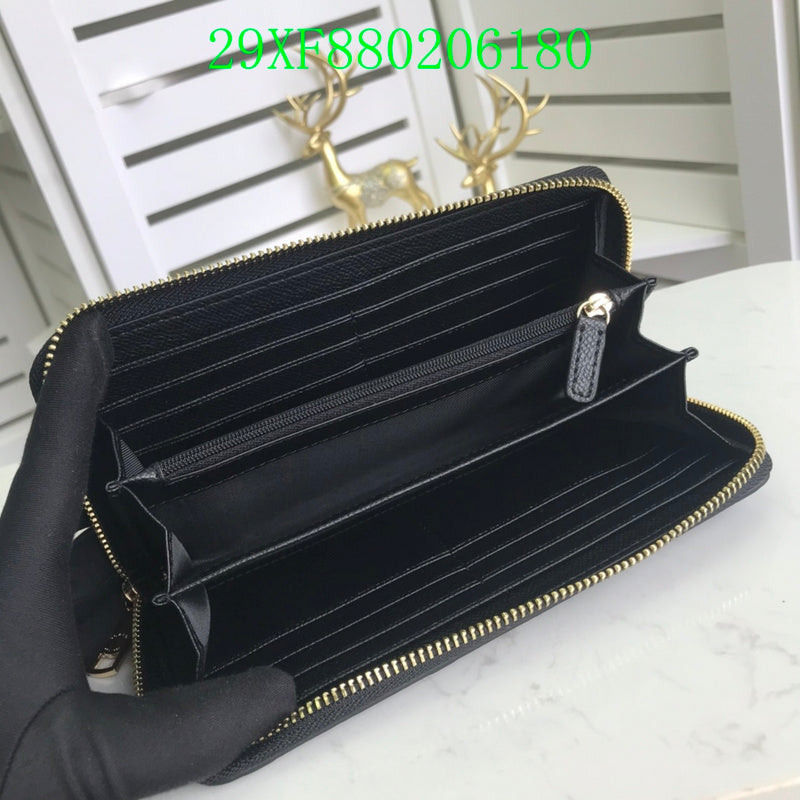 Amelia - CAH Wallet - 017