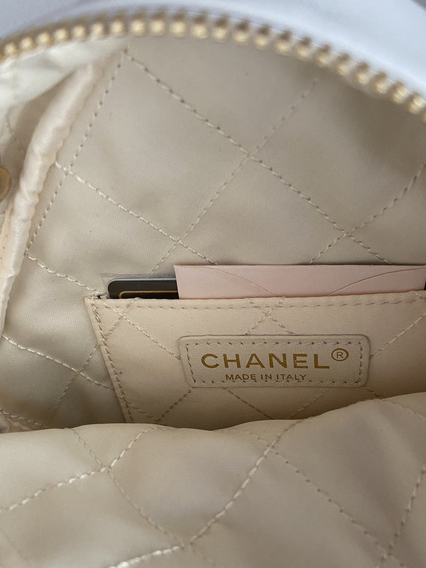 Wellow Bags - Chanel - Bags  - 321