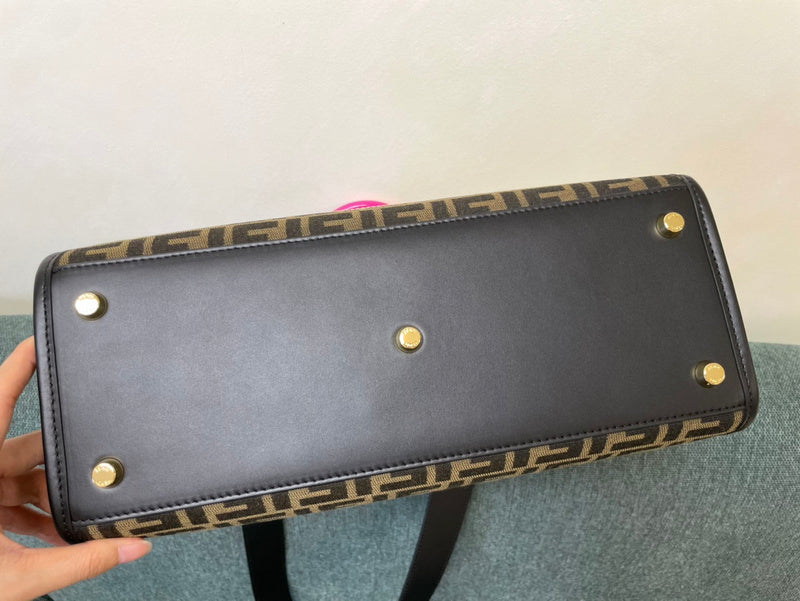 Amelia's Bag Gallery - VAR Bags - 213
