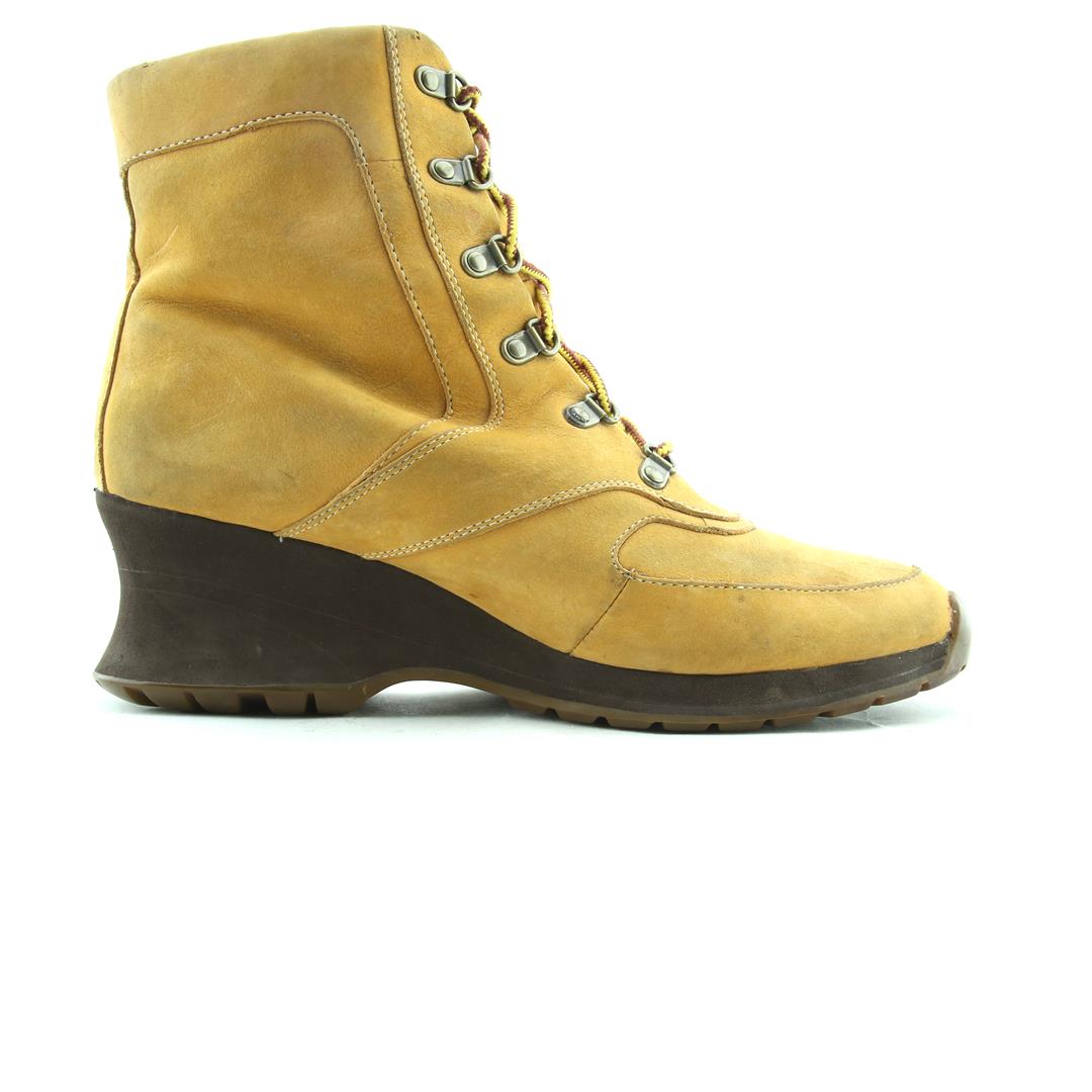 TIMBERLAND .