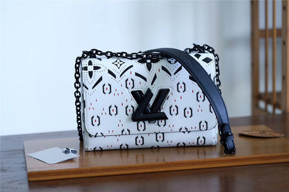 Fan Fashion Lu-Vi bags - 8537