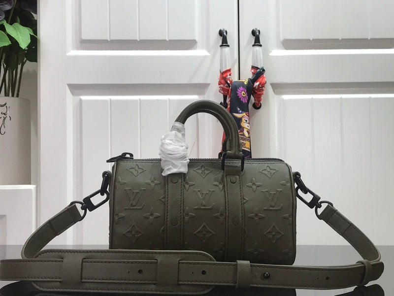 Fan Fashion Lu-Vi bags - 17419