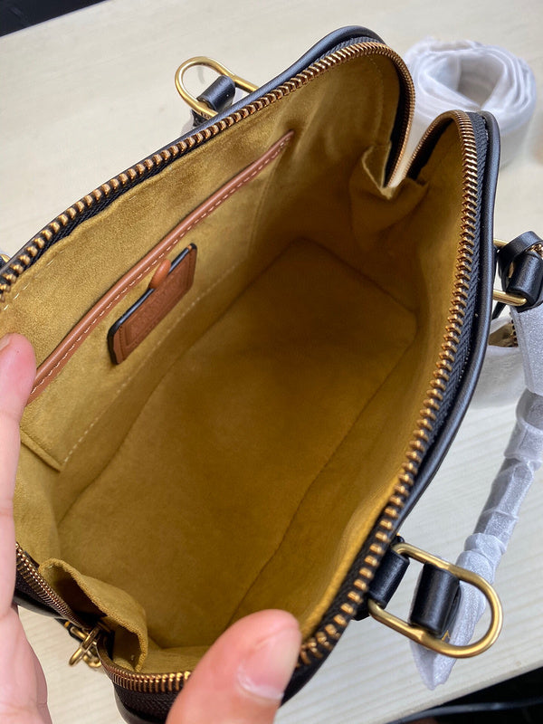 Amelia-i CAH Bags - 322