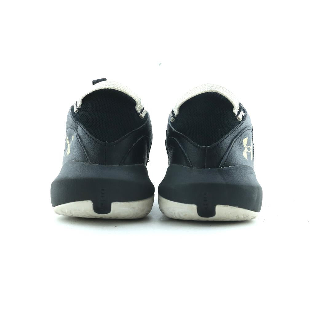UNDER ARMOUR LOCKDOWN 6