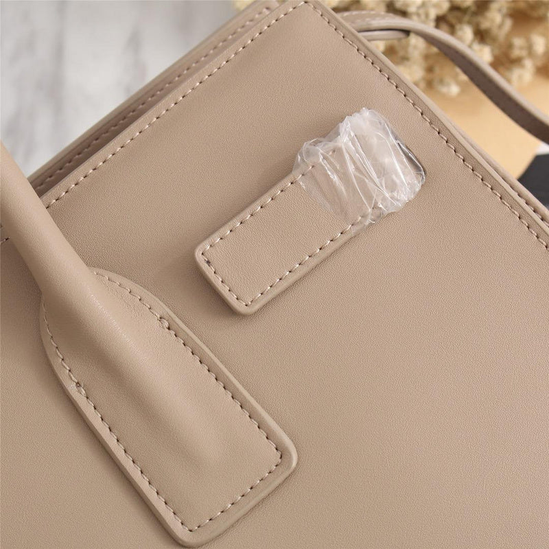 Amelia - YSL Bag - 2521