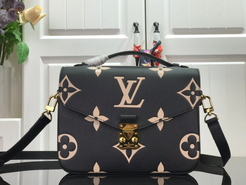Fan Fashion Lu-Vi bags - 17632