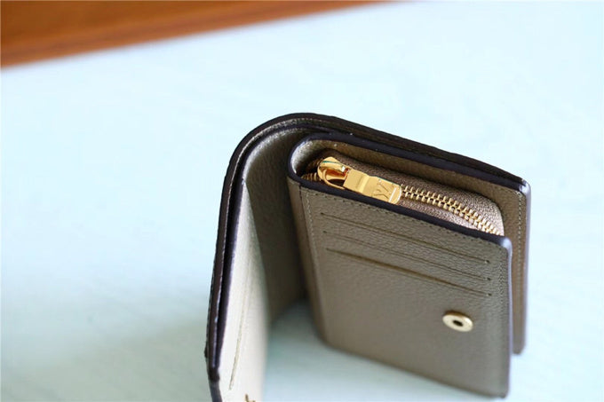 Fan Fashion Lu-Vi bags - 8950