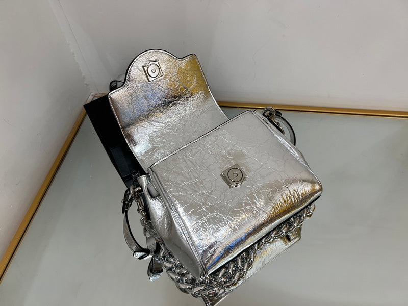 Amelia's Bag Gallery - VAR Bags - 001