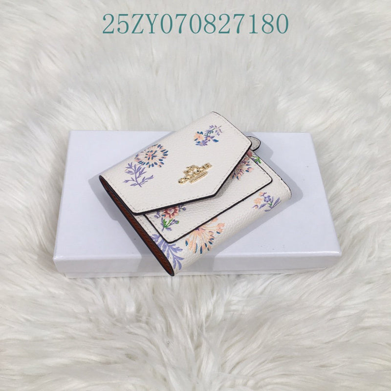 Amelia - CAH Wallet - 156