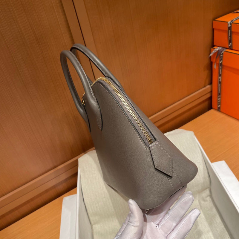 Amelia - HMS Bags - 1743