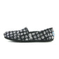 TOMS .