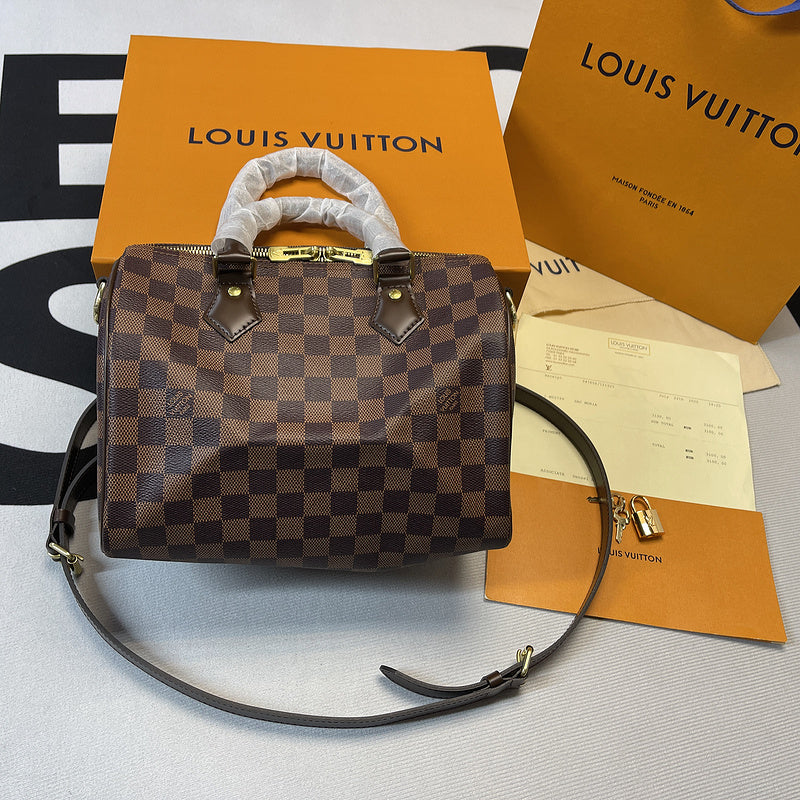Fan Fashion Lu-Vi bags - 8149