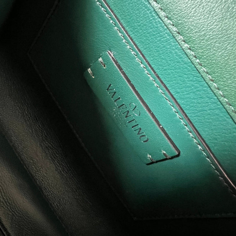 Amelia's Bag Gallery - VEL Bags - 237