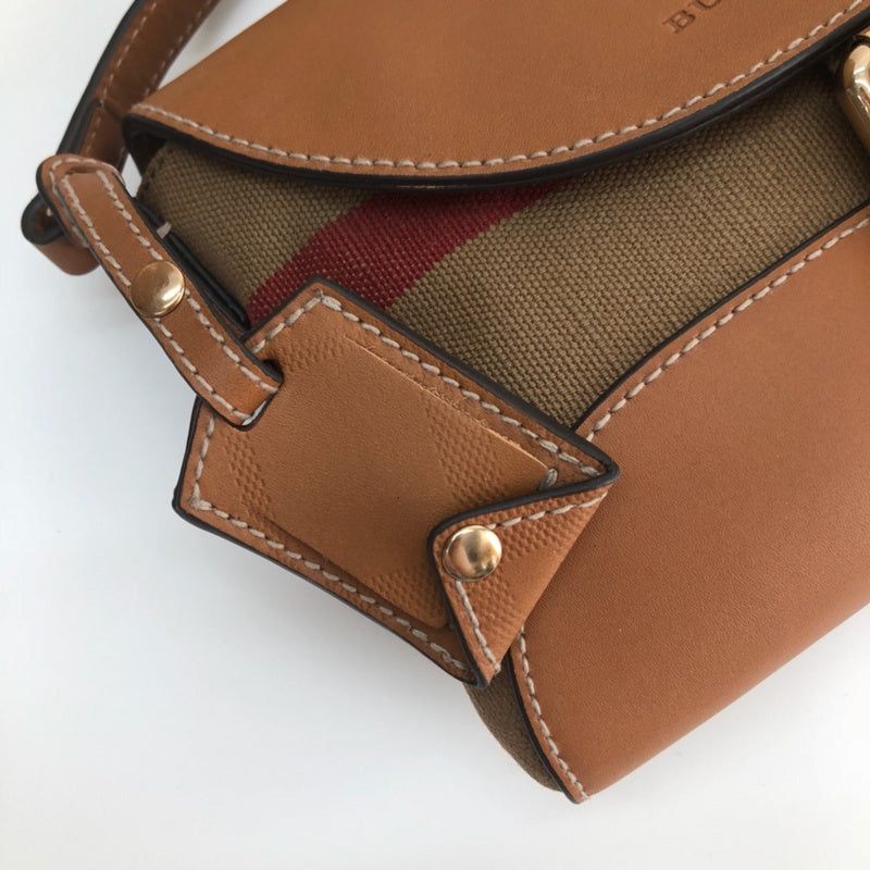 Burberry Bags - Bagsattire   509