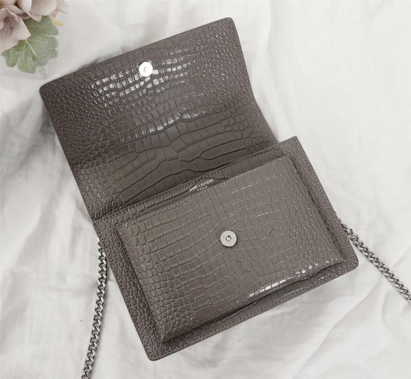 Amelia - YSL Bag - 2541