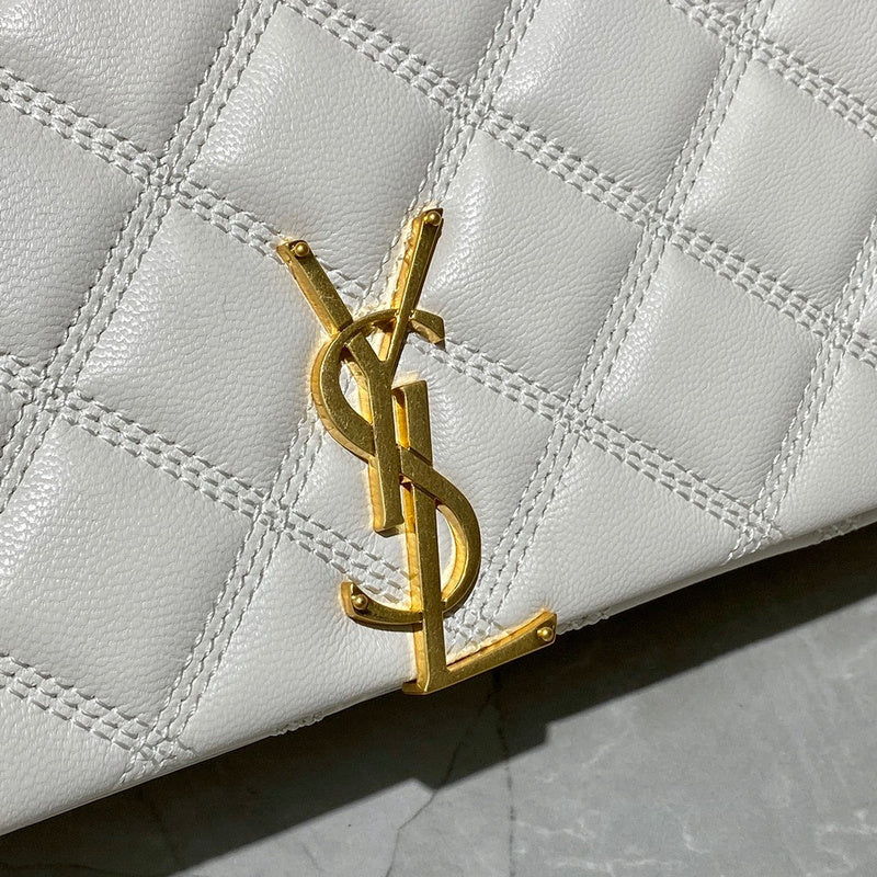 Amelia - YSL Bag - 4120