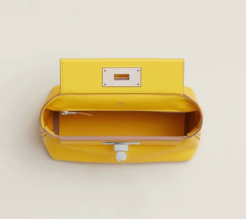 Amelia - HMS Bags - 1676