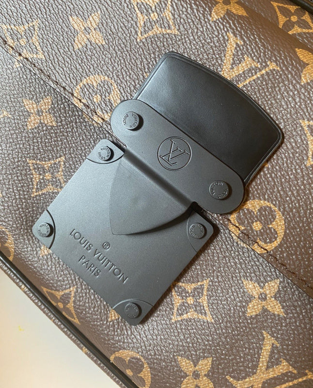 Fan Fashion Lu-Vi bags - 17526