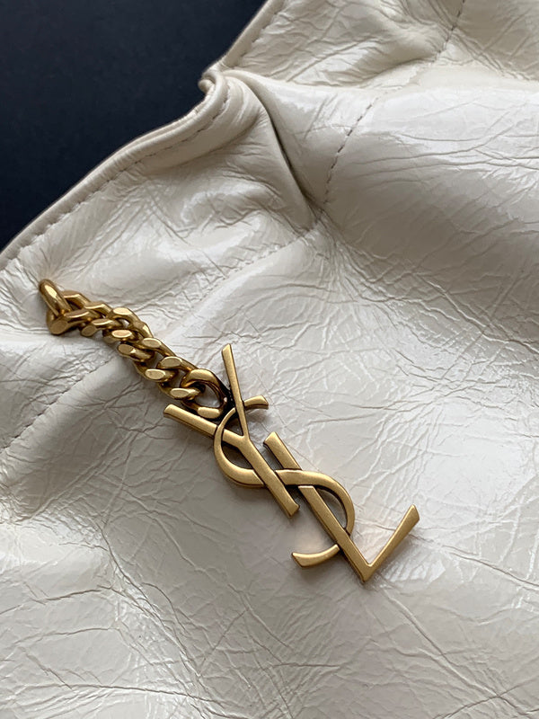 Amelia - YSL Bag - 4177