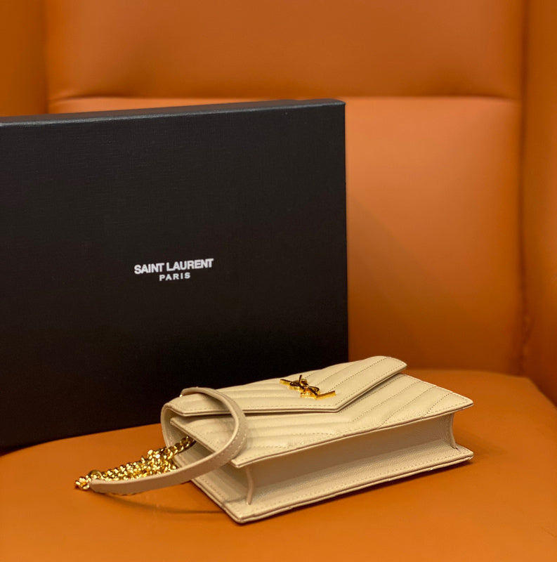 Amelia - YSL Bag - 2018