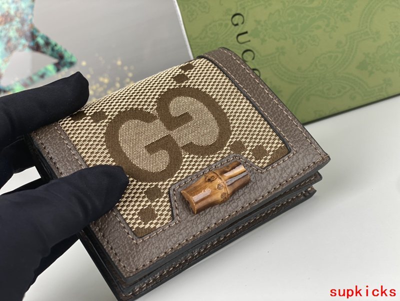 Amelia- Mix Wallets - 522