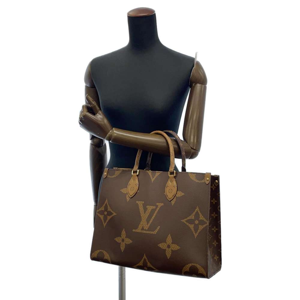 Louis Vuitton Shoulder Bag Monogram Reverse Giant On The Go MM