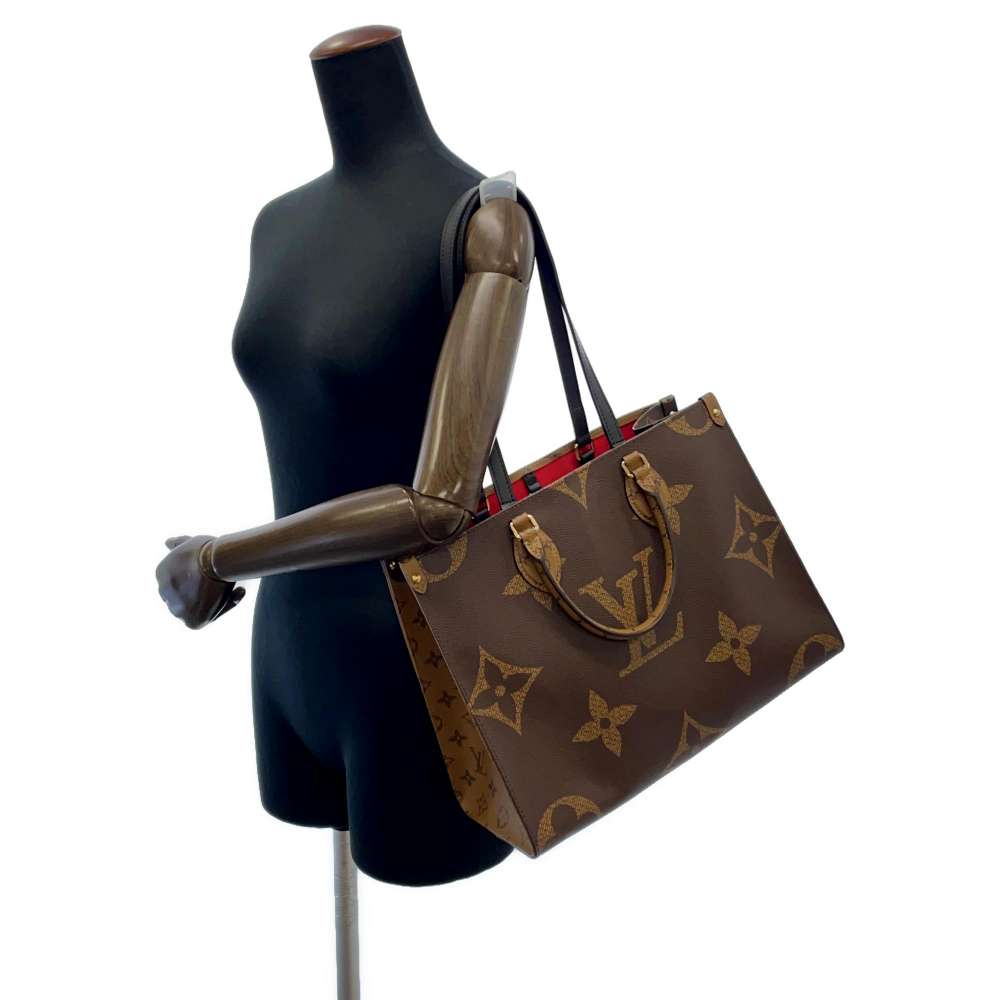 Louis Vuitton Shoulder Bag Monogram Reverse Giant On The Go MM