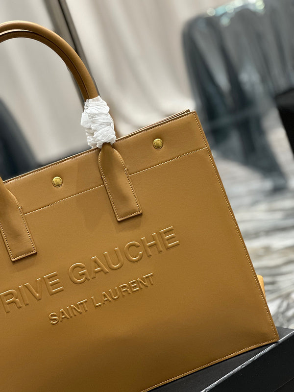 Amelia - YSL Bag - 3980