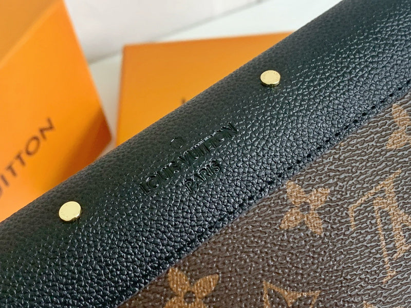 Amelia- LOV  Luxury  Wallets - 847