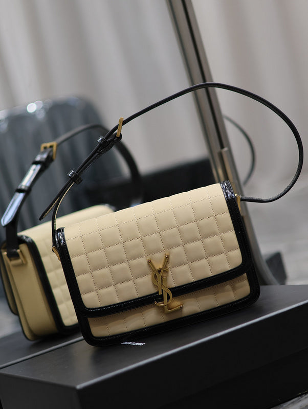Amelia - YSL Bag - 1843