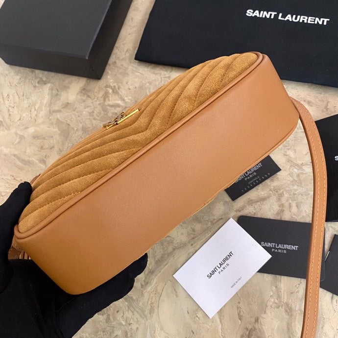 Amelia - YSL Bag - 3690