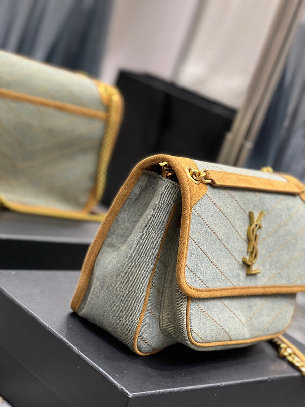 Amelia - YSL Bag - 3963