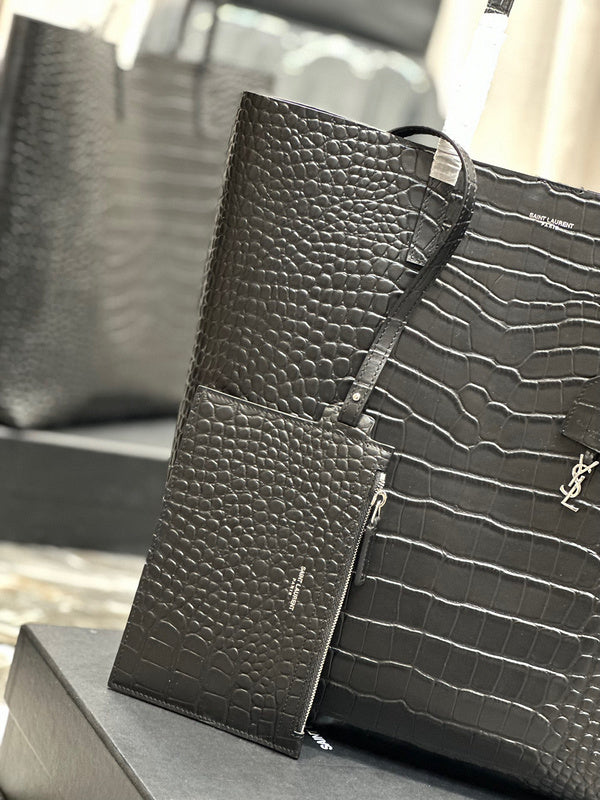 Amelia - YSL Bag - 3951