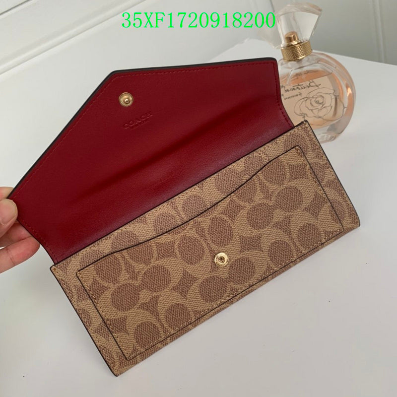Amelia - CAH Wallet - 087