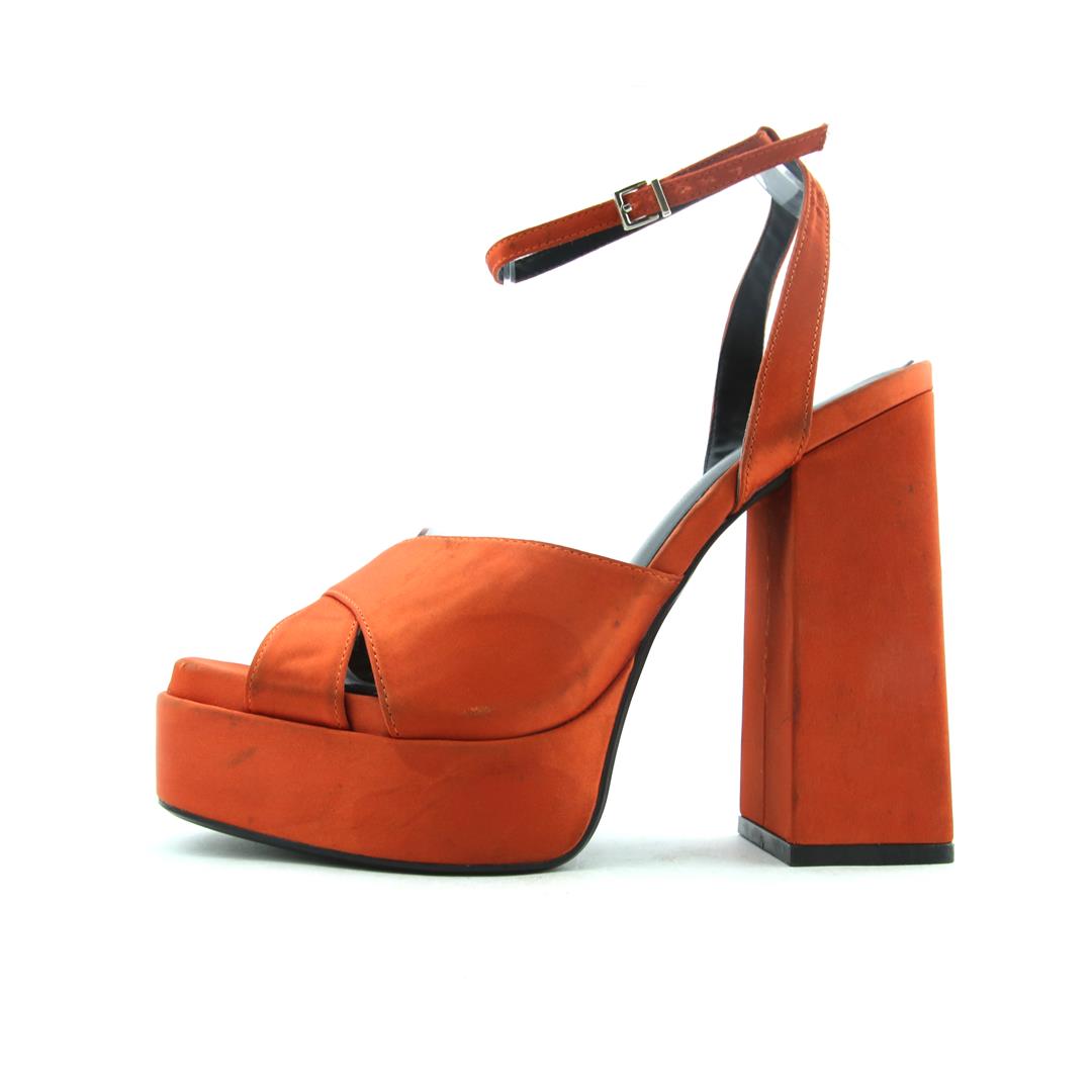 ZARA. .
