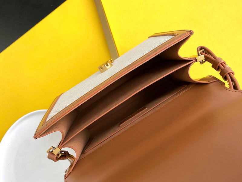 Amelia - YSL Bag - 4149