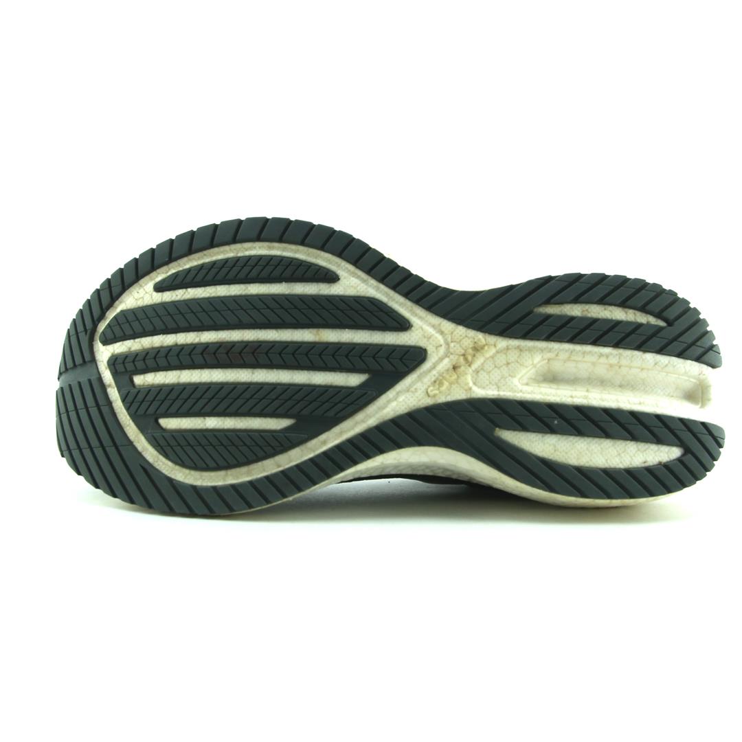 SAUCONY  TRIUMPH 20