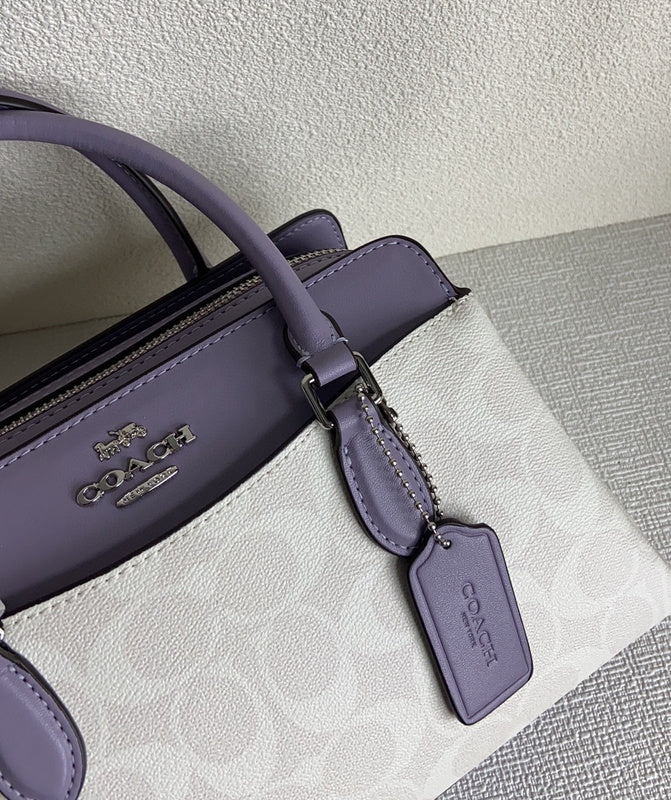 Amelia-i CAH Bags - 110