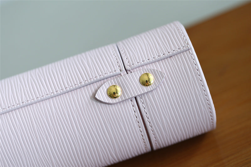 Fan Fashion Lu-Vi bags - 9385