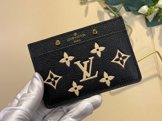 Amelia- LOV  Luxury  Wallets - 540
