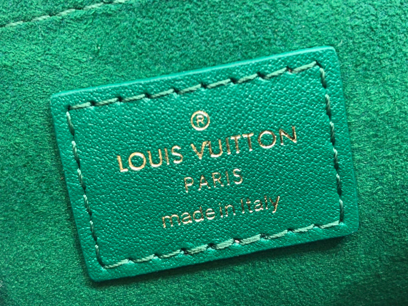 Fan Fashion Lu-Vi bags - 17480