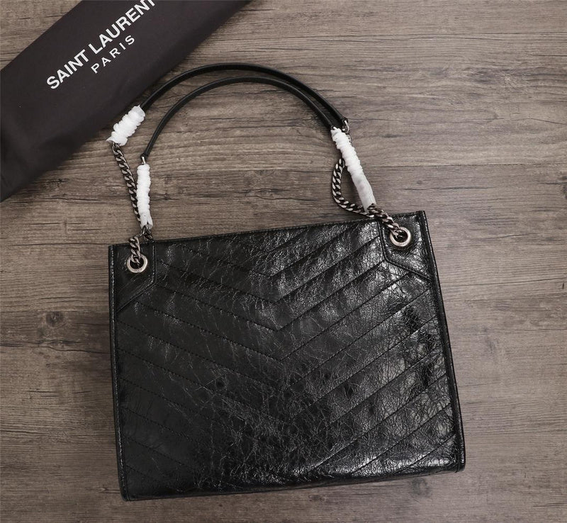 Amelia - YSL Bag - 2957