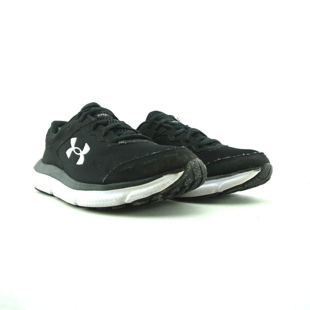 UNDER ARMOUR CHARGED ASSERT 10