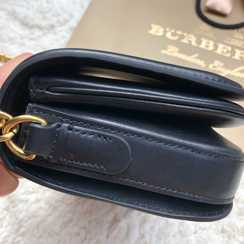 Burberry Bags - Bagsattire   620
