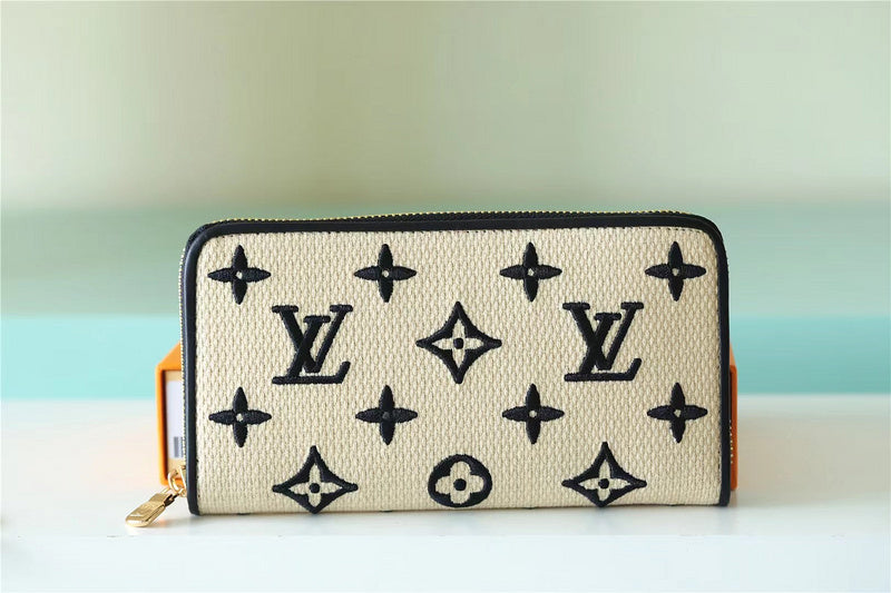 Fan Fashion Lu-Vi bags - 8732