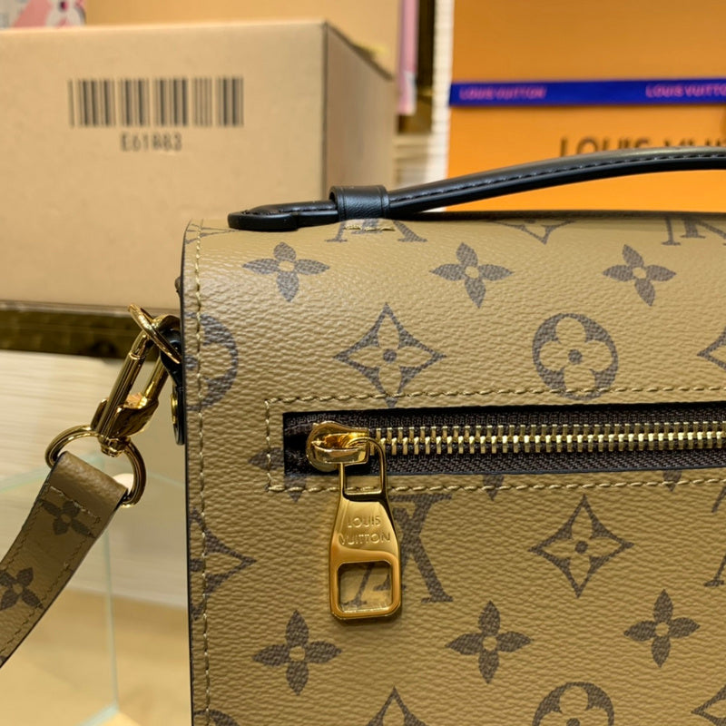 Fan Fashion Lu-Vi Bags - 16664