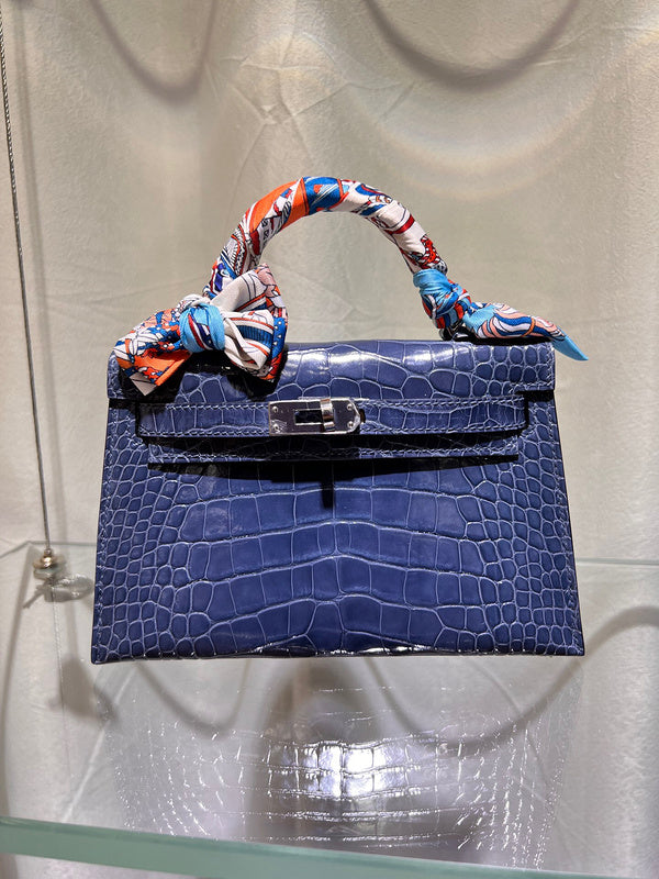 Amelia - HMS Bags - 1622