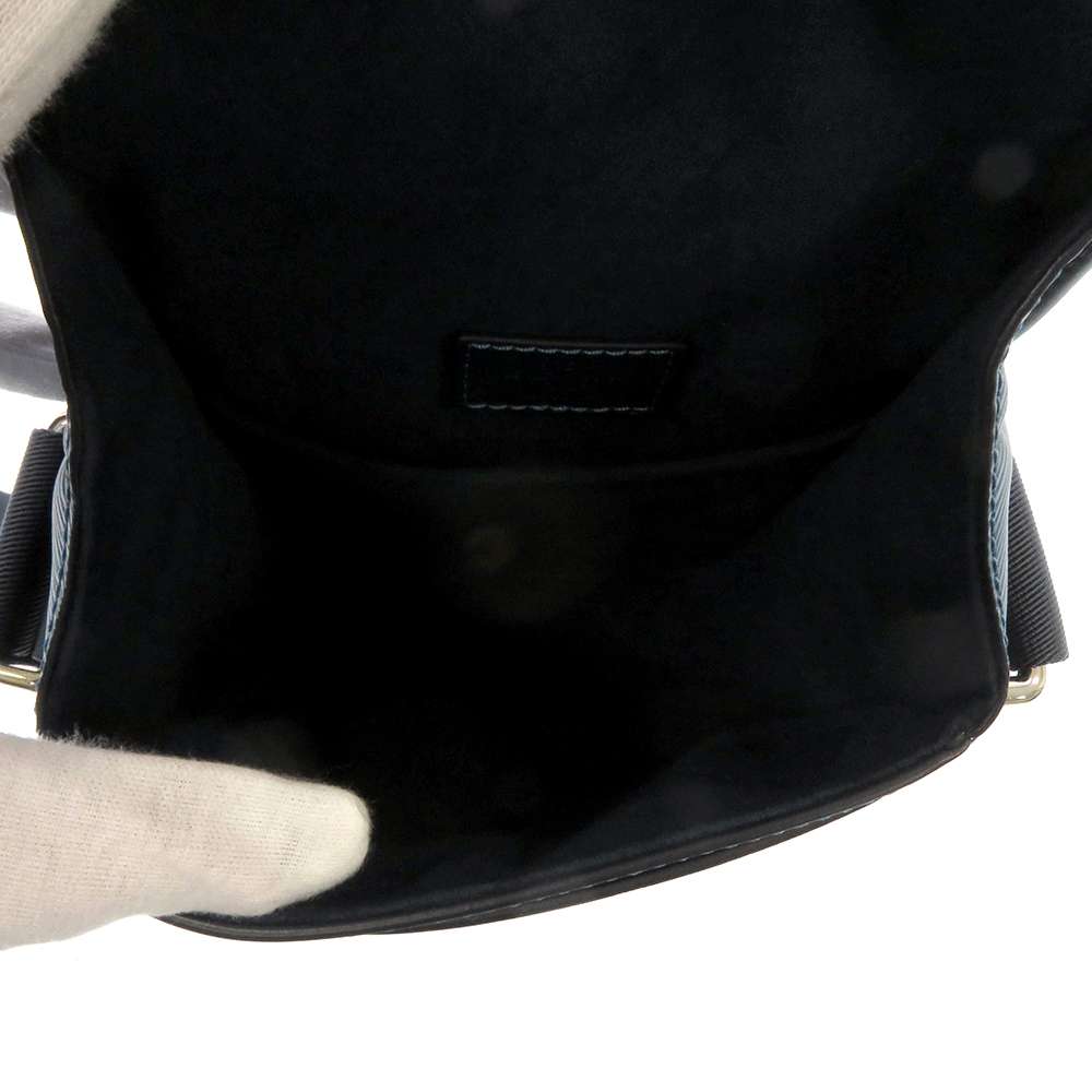 Louis Vuitton Shoulder Bag Epi Messenger Downtown BB