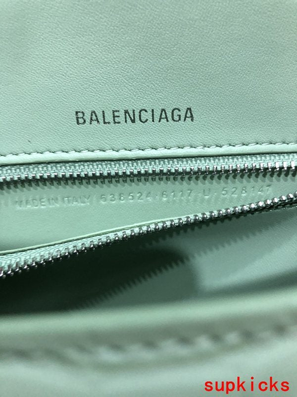Amelia- BG Hourglass Bags - 108